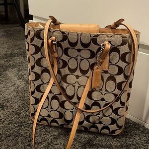 Vintage/ original signature coach handbag